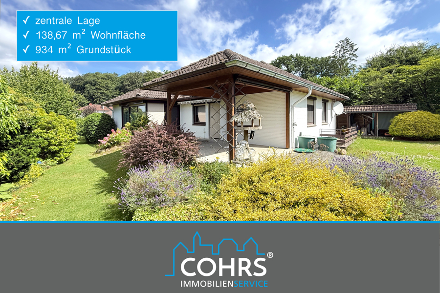 Stilvoller Winkelbungalow in zentraler Lage